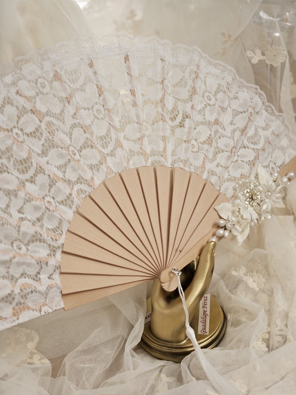 Accesorios de novia en GP Complementos en Motril (Granada)