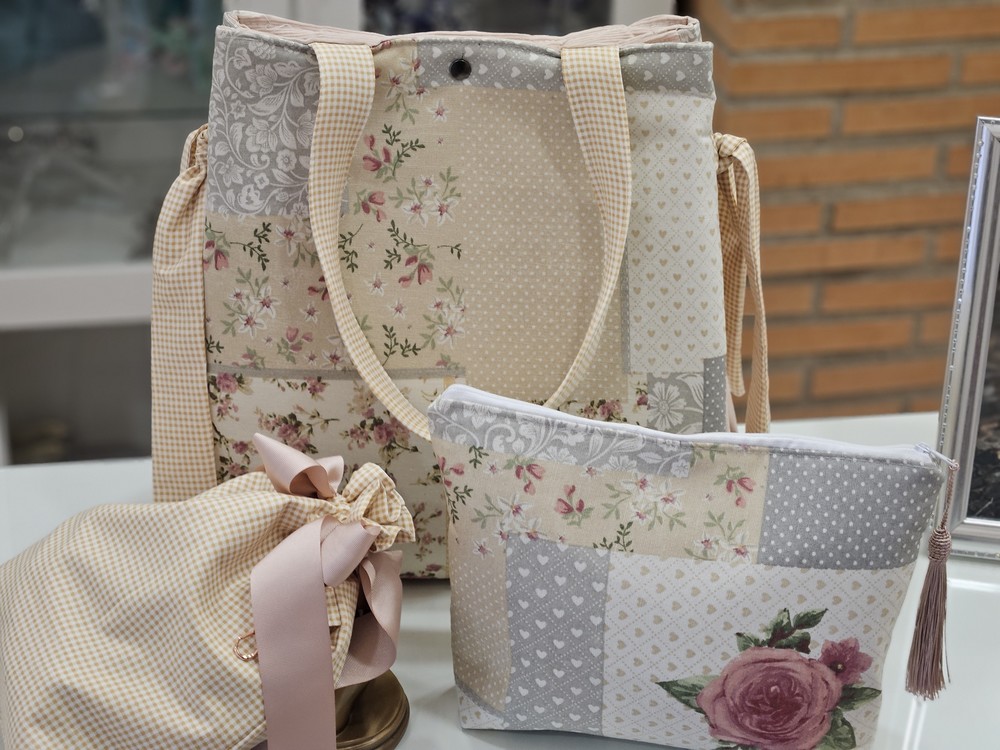 Bolsos de verano y tote bag en GP Complementos en Motril (Granada)
