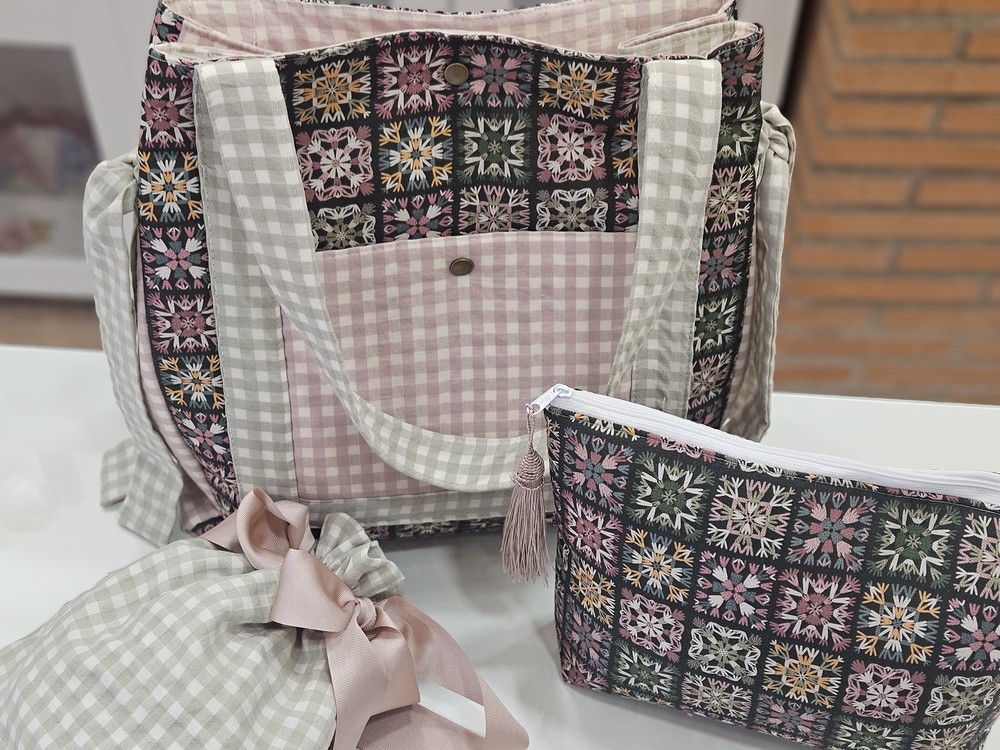 Bolsos de verano y tote bag en GP Complementos en Motril (Granada)